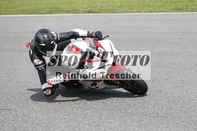 /Archiv-2024/29 12.06.2024 MOTO.CH Track Day ADR/Gruppe rot/114